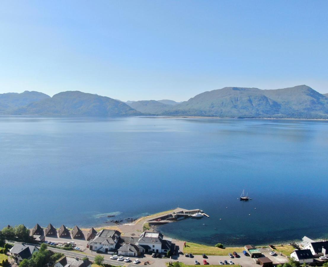 Holiday home Loch Linnhe Waterfront With Hot Tubs