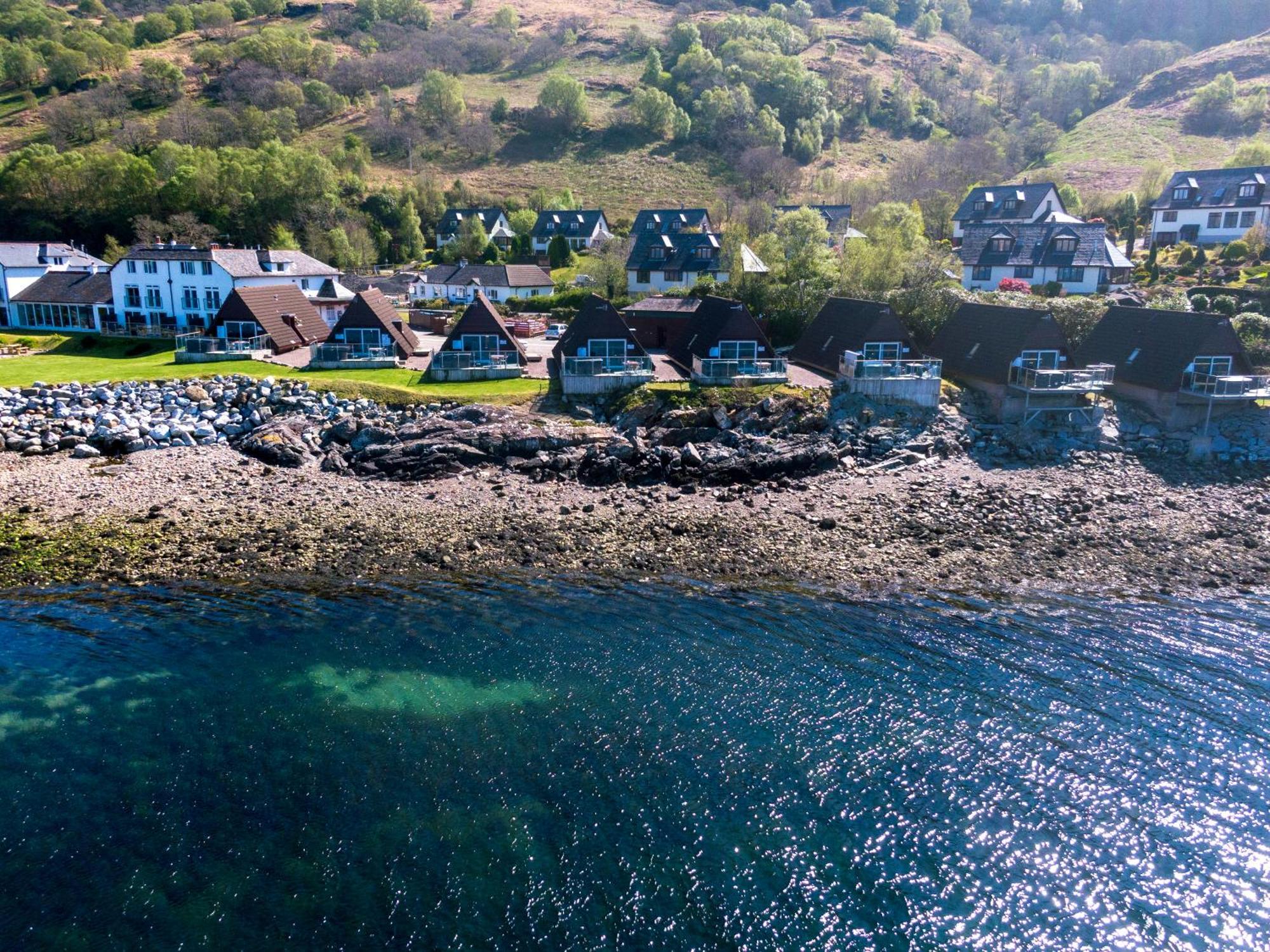 Loch Linnhe Waterfront With Hot Tubs Glencoe